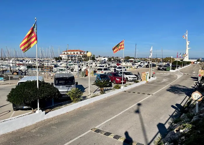 Oliva Seaside Apartments