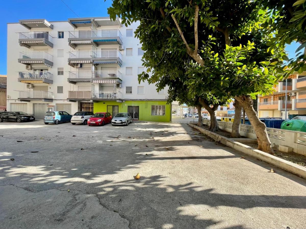 Seaside Apartment Oliva